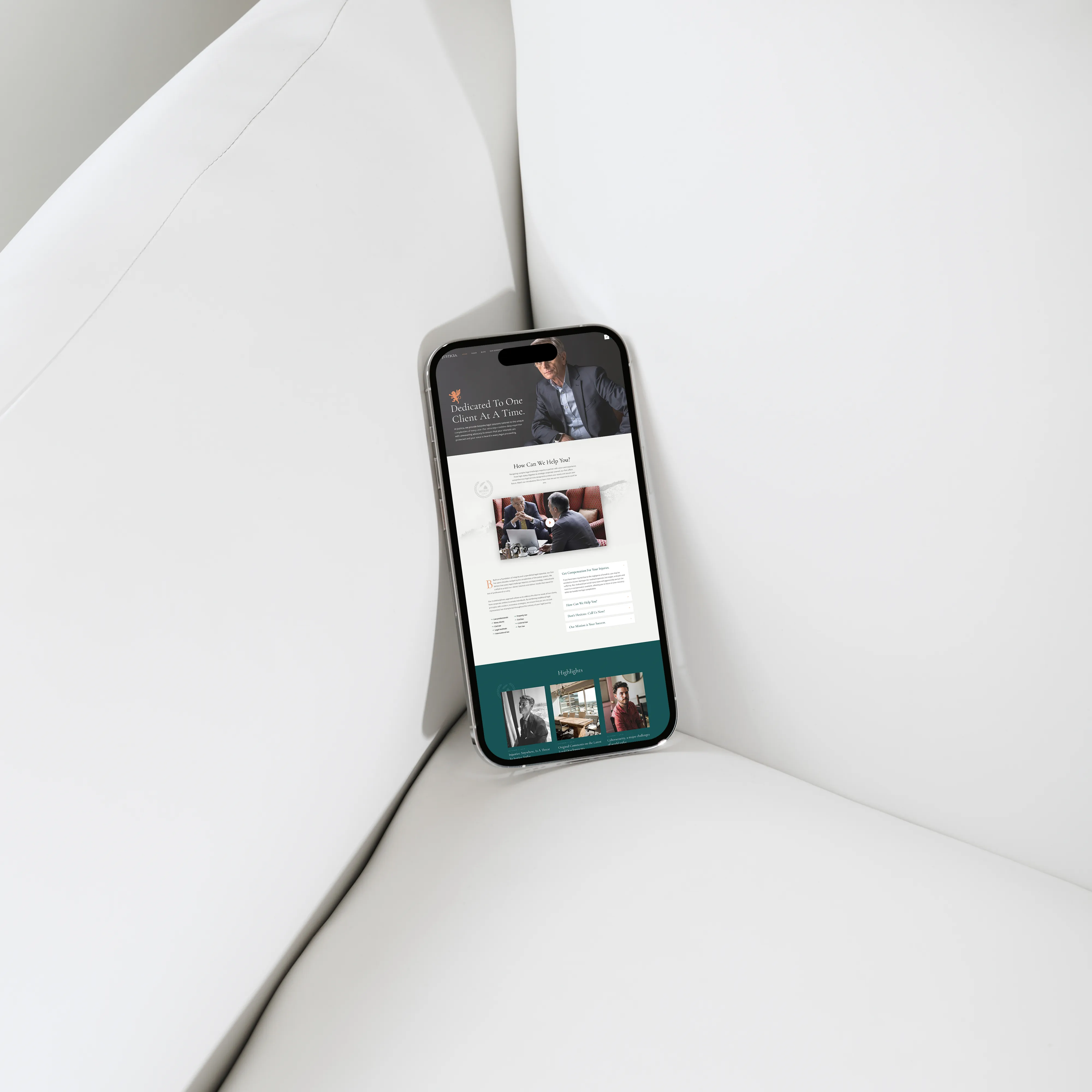 Justicia Legal & Professional Services website by Pheme Creative